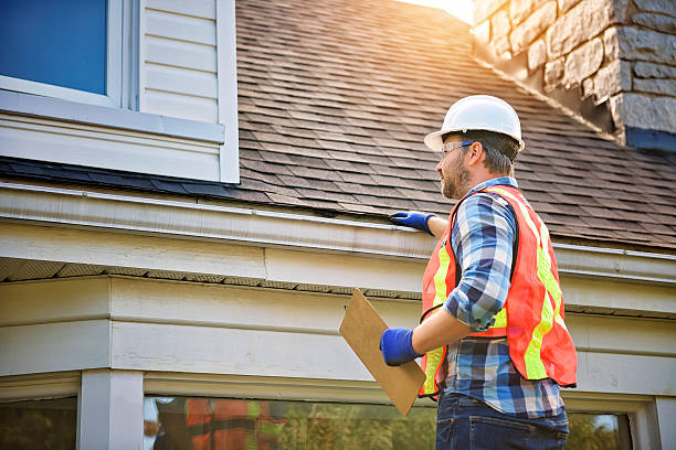 Licensed Gutter Installation service in Hawk Point, MO - Roof Repair Smedway